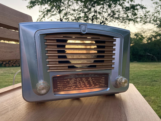 Fabrication PHILIPS BF241U de 1954