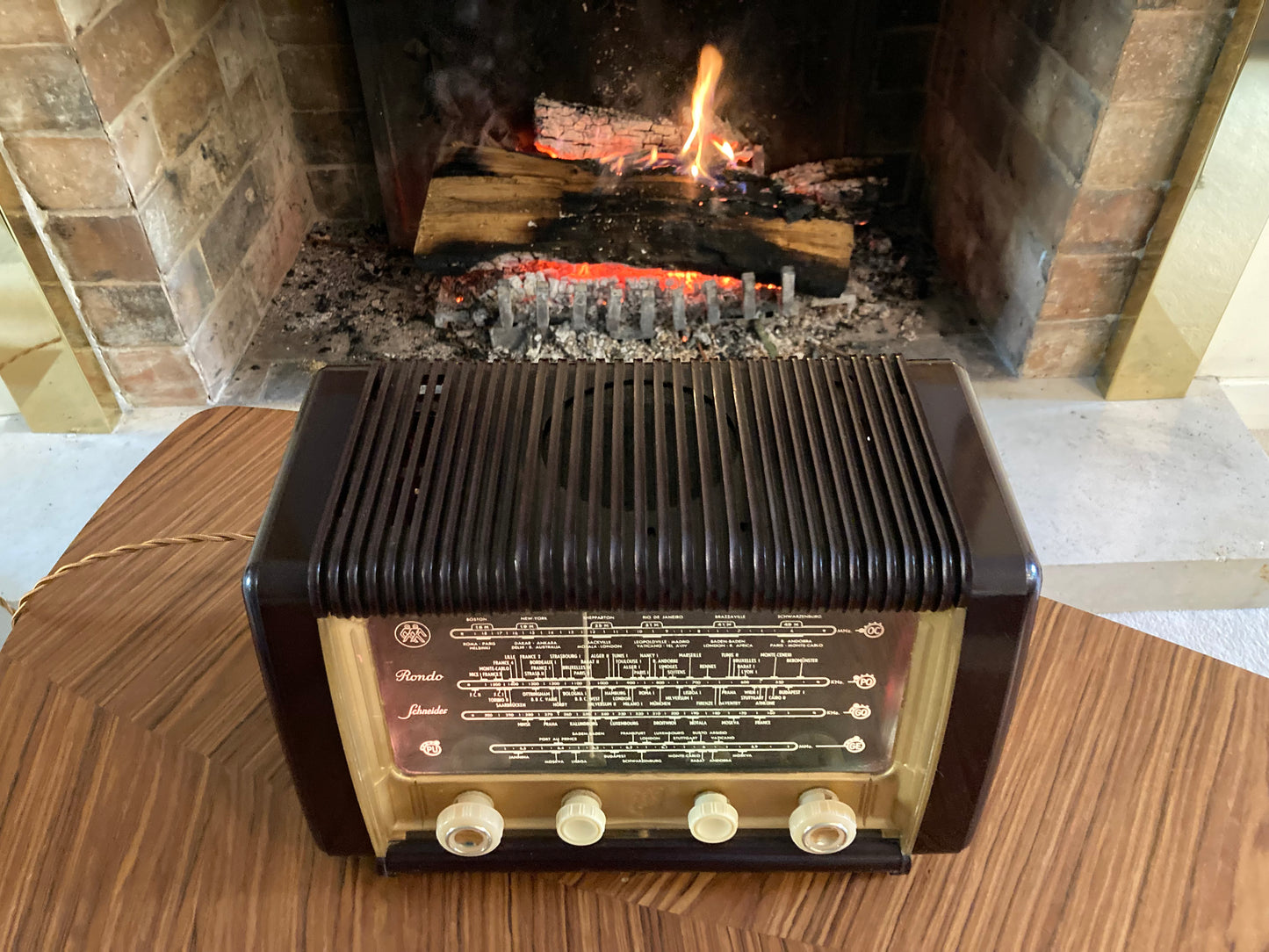 SCHNEIDER Rondo 57 1957 BOSE Soundlink-Micro Bluetooth
