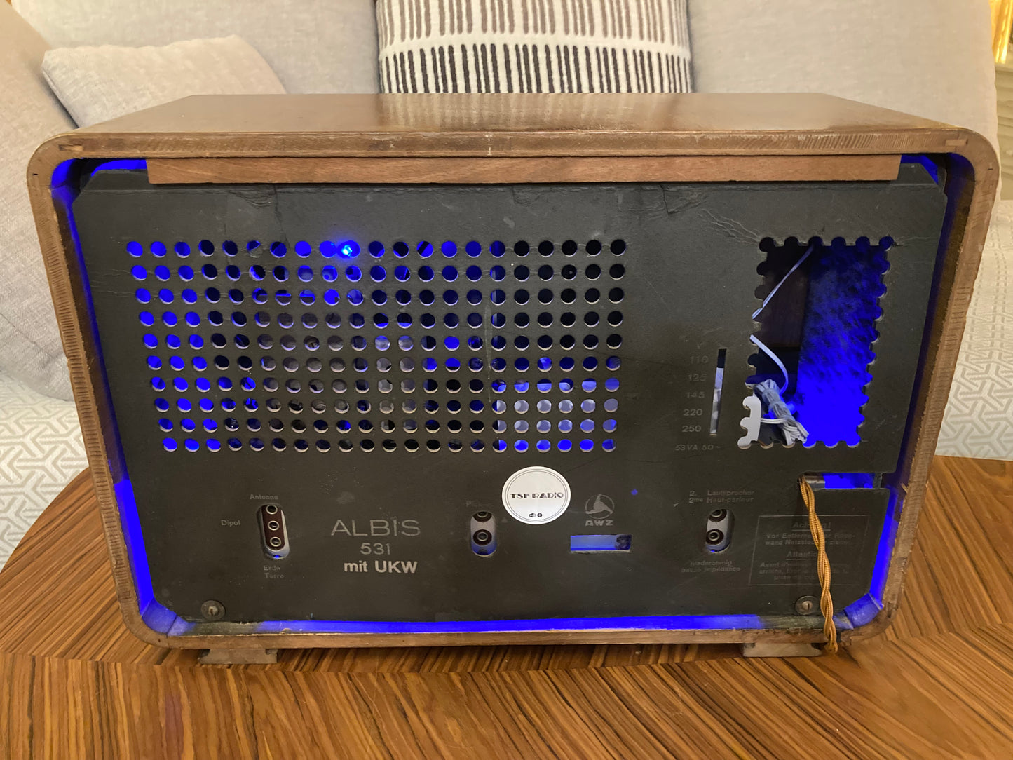 ALBIS 531 Mit UKW 1951/1952 BOSE Soundlink-Color II Bluetooth