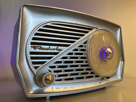 RADIOLA Radiolo de 1957 "Surfer d'Argent" BOSE Soundlink-Micro Bluetooth